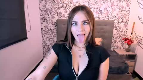 K A T A  H O O T online show from March 2025 10:55:02 PM