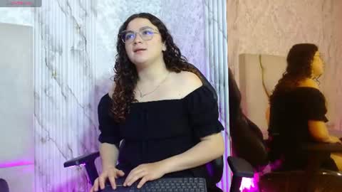 katalella_tay1 online show from July 2026 07:05:02 PM