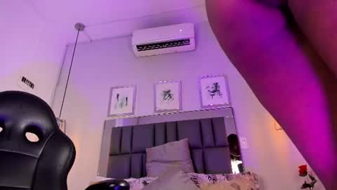 kataleya_west online show from June 2026 02:08:02 PM
