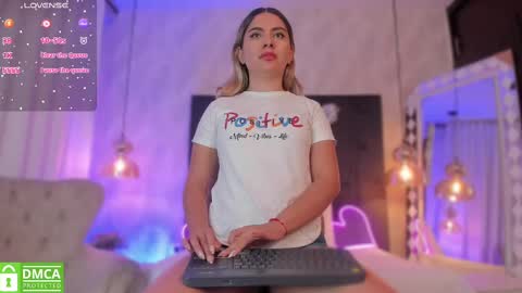 Kat online show from March 2025 12:01:02 PM