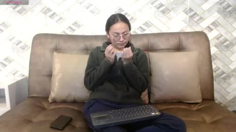 Snapshot of katalina07 chatting on April 2026 03:01:02 PM Katalina online show from April 2026 03:01:02 PM