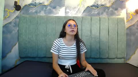 Snapshot of katalina07 chatting on April 2026 06:02:01 PM Katalina online show from April 2026 06:02:01 PM