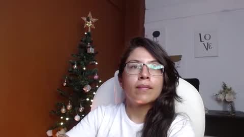 Snapshot of katalina_dm chatting on December 2024 10:52:02 PM Katalina online show from December 2024 10:52:02 PM