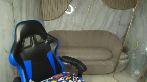 Katalina  online show from April 2026 08:10:02 PM