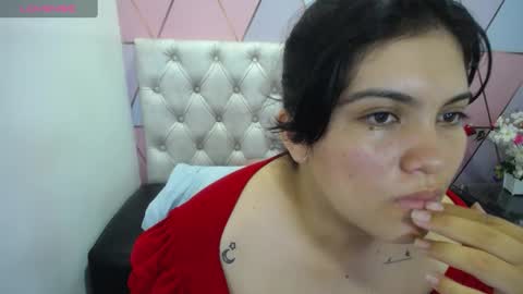 Snapshot of katalina_santana25 chatting on January 2025 09:55:02 PM katalina santana25 online show from January 2025 09:55:02 PM