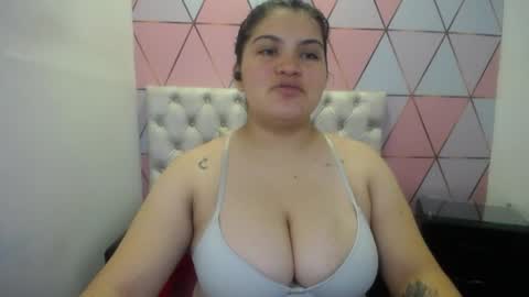 katalina santana25 online show from May 2026 08:07:01 PM