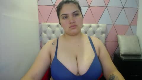 katalina santana25 online show from June 2026 07:03:02 PM