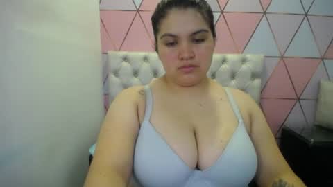 katalina santana25 online show from July 2026 05:56:01 PM