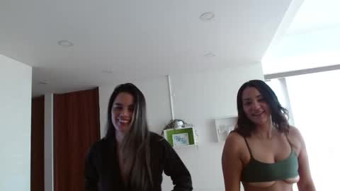 Snapshot of katalina_sexygirl chatting on November 2025 04:28:02 PM Katalina online show from November 2025 04:28:02 PM