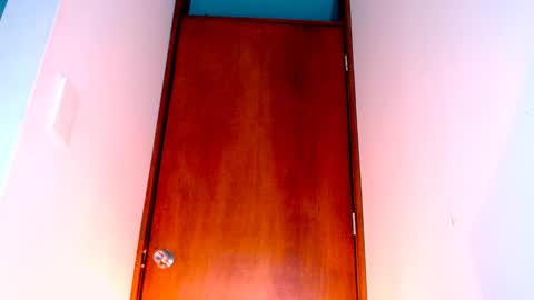 Snapshot of katalinaferreirax chatting on December 2024 11:18:02 PM katalinaferreirax online show from December 2024 11:18:02 PM