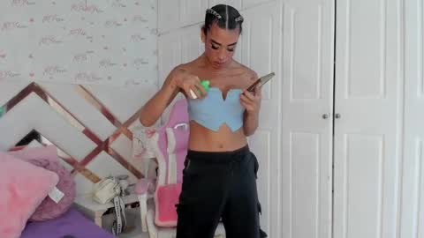 Snapshot of katamillants777 chatting on January 2025 04:13:01 AM Kata Millants online show from January 2025 04:13:01 AM