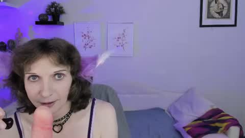 Snapshot of kate_avis chatting on July 2026 08:56:01 PM kate_avis online show from July 2026 08:56:01 PM