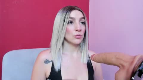 Snapshot of kate_bunny_ chatting on December 2025 11:19:01 AM Kate online show from December 2025 11:19:01 AM