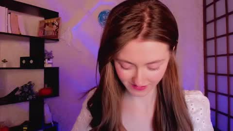 Snapshot of kate_cuddle chatting on December 2024 05:07:01 AM Kate online show from December 2024 05:07:01 AM