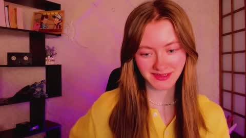 Snapshot of kate_cuddle chatting on January 2025 05:12:02 AM Kate online show from January 2025 05:12:02 AM