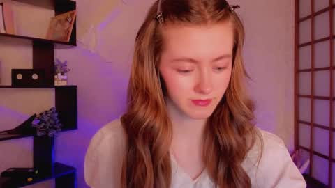 Snapshot of kate_cuddle chatting on January 2025 02:11:01 AM Kate online show from January 2025 02:11:01 AM