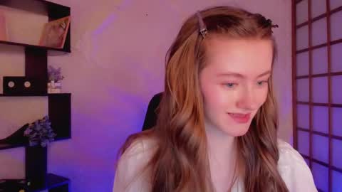 Snapshot of kate_cuddle chatting on January 2025 08:19:01 AM Kate online show from January 2025 08:19:01 AM