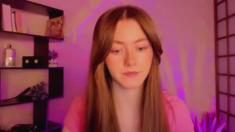 Snapshot of kate_cuddle chatting on January 2025 02:26:02 AM Kate online show from January 2025 02:26:02 AM