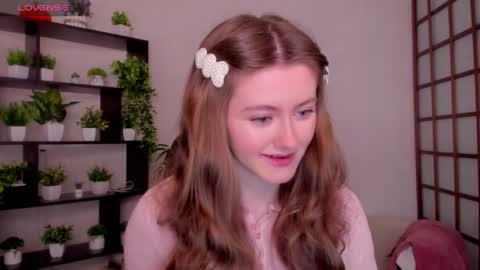 Snapshot of kate_cuddle chatting on April 2026 02:53:02 AM Kate online show from April 2026 02:53:02 AM