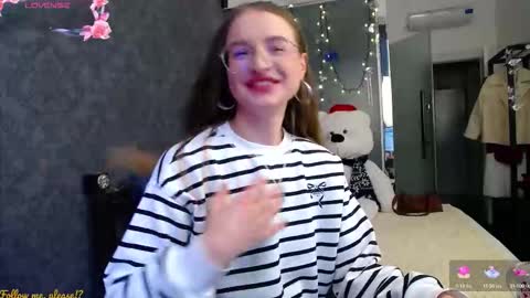 .Be kind and gentle with me and I will do my best for you.   online show from October 2025 11:29:01 AM