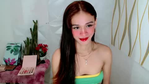 Snapshot of kate_romance chatting on December 2024 09:44:01 AM Kate online show from December 2024 09:44:01 AM