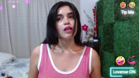 Snapshot of kateangelly chatting on November 2025 04:02:02 AM kateangelly online show from November 2025 04:02:02 AM