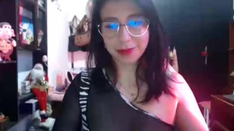 Snapshot of kateeen18 chatting on May 2026 05:27:02 AM Kateeen18 online show from May 2026 05:27:02 AM