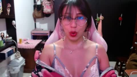 Kateeen18 online show from July 2026 03:57:02 AM