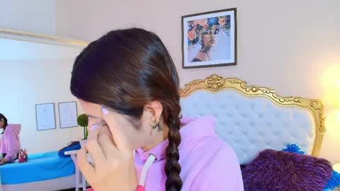 katee Martinez online show from April 2026 12:32:01 PM