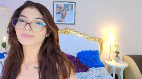 katee Martinez online show from May 2026 07:20:01 PM