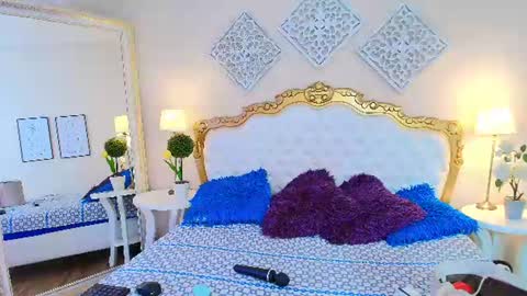 katee Martinez online show from June 2026 07:56:02 PM