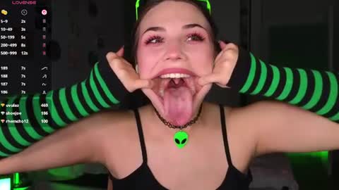 Katerinchik online show from August 2026 06:32:01 PM