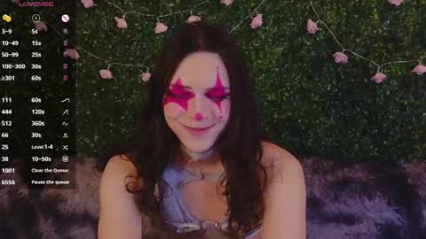 Katerina online show from April 2026 06:03:02 PM