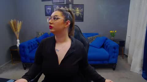 Kate online show from January 2025 06:37:02 PM