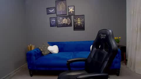 Kate online show from February 2025 06:17:01 PM