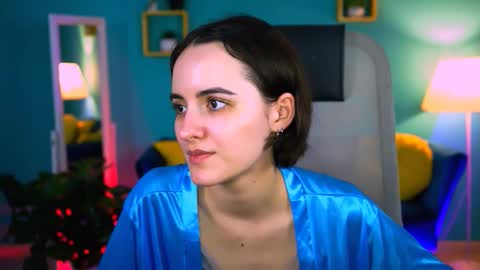 katewillows online show from February 2026 07:51:01 AM