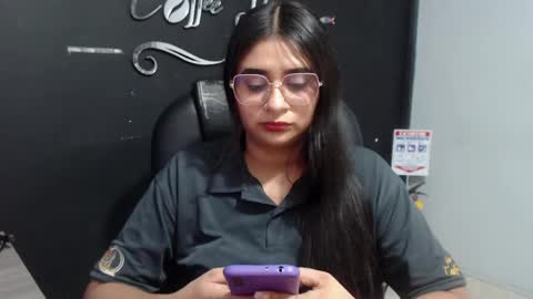 Call me Lau  online show from May 2026 08:58:01 PM