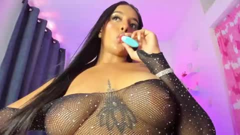 Snapshot of kathe_zanss chatting on April 2026 03:47:01 PM KATHE online show from April 2026 03:47:01 PM