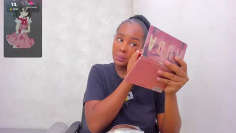 katherin online show from December 2024 12:00:02 PM