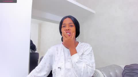 katherin online show from December 2024 12:35:01 PM