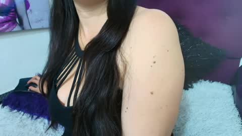 katherine_blair online show from June 2026 01:10:01 PM