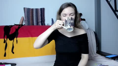 Snapshot of katherinemidnight chatting on January 2025 03:44:02 PM Katherine online show from January 2025 03:44:02 PM