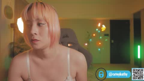 Snapshot of katherynlin chatting on November 2025 08:31:01 PM Kathy online show from November 2025 08:31:01 PM