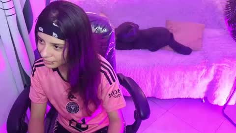 Snapshot of kathie_lozada chatting on September 2025 05:42:01 AM kathie_lozada online show from September 2025 05:42:01 AM