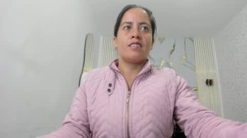 Paola online show from March 2026 01:00:01 PM