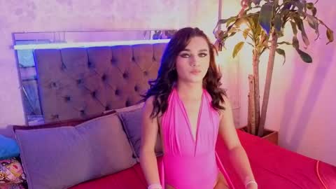 Sofia online show from May 2026 01:08:01 PM