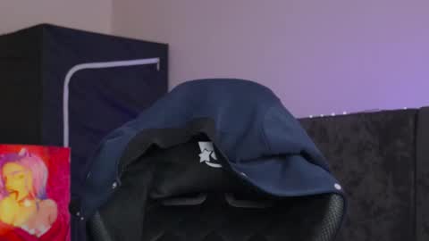 Snapshot of kathleen_frost chatting on December 2024 07:25:02 AM kathleen_frost online show from December 2024 07:25:02 AM