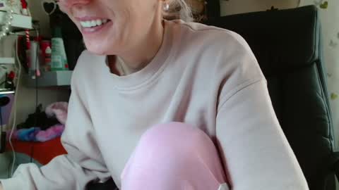 Kathleen online show from May 2026 07:57:02 AM