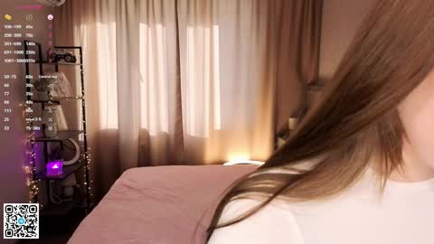 Lola online show from April 2026 04:16:01 AM