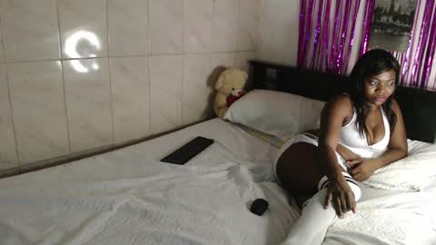 Snapshot of kathy_brand chatting on November 2025 10:19:02 PM kathy brand online show from November 2025 10:19:02 PM